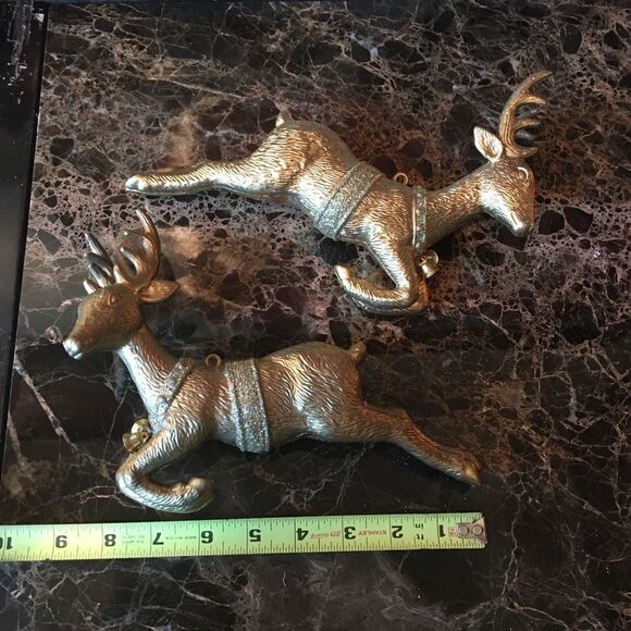 1 GOLDEN Leaping Reindeer Ornament! - Picture 4 of 15